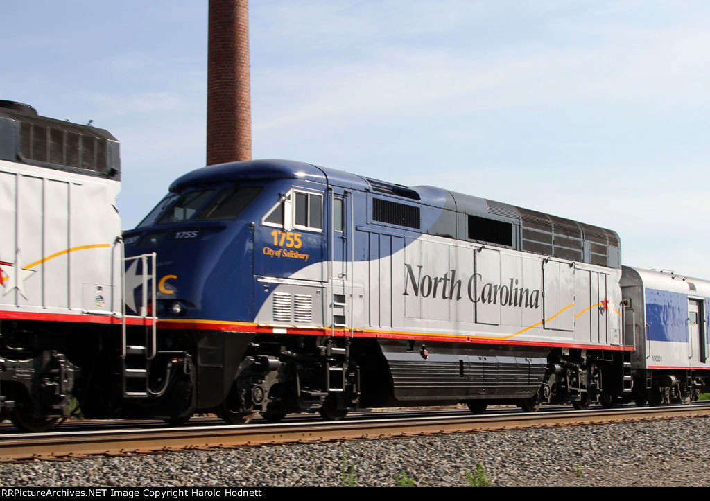 RNCX 1755 trails 1859 on train 75